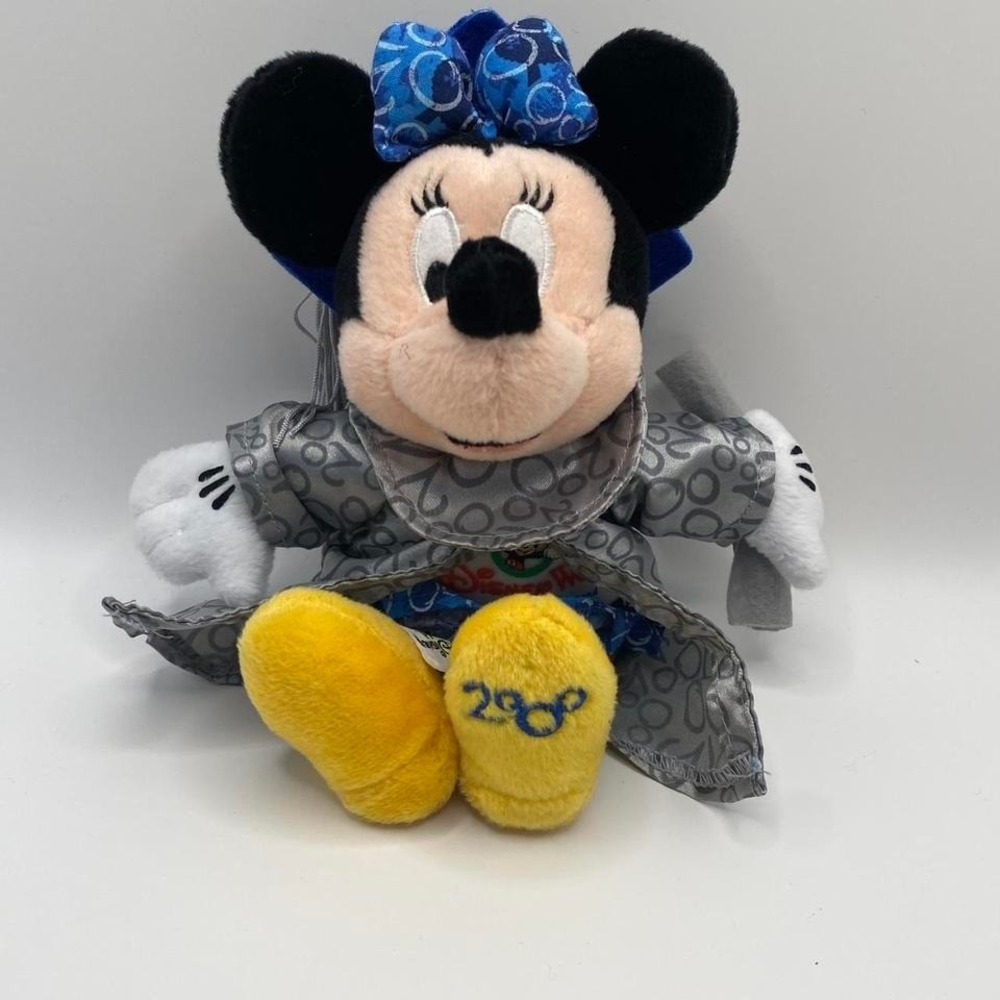Disney Minnie Mouse Graduation 2000‎ Plush Bean Bag  Disney World Millennium